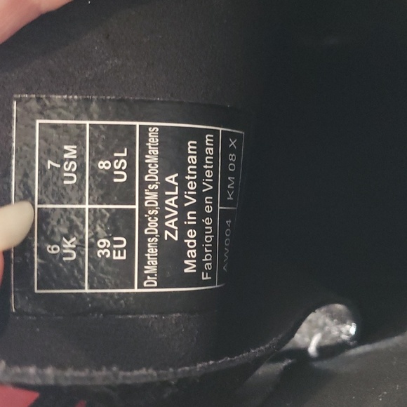 Dr. Martens Zavala Boots Size 8 - Picture 5 of 6